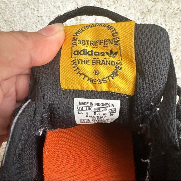 Adidas - Picture 6 of 6